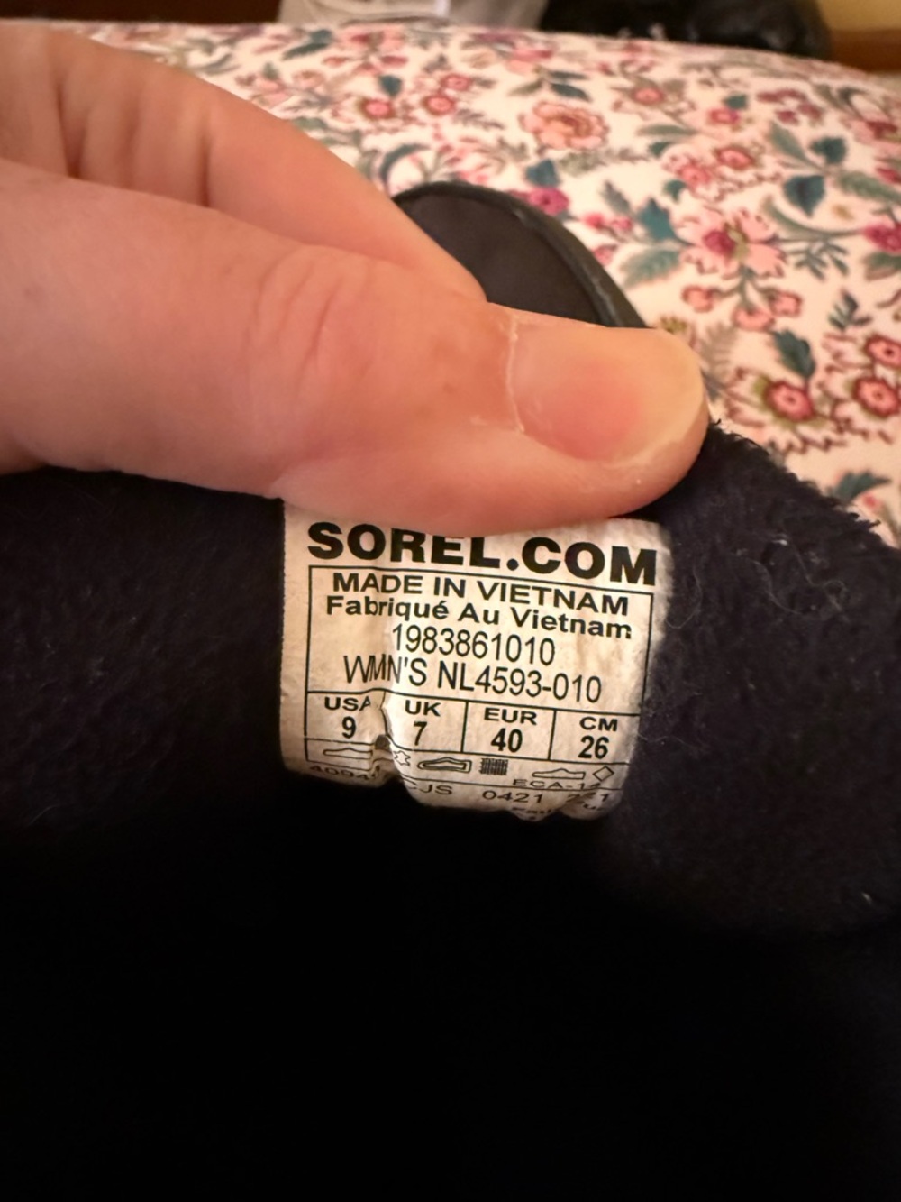 SOREL® Women's 9 KINETIC™ RNEGD SPORT Insulated Waterproof Boot in Black Size 9 - Picture 5 of 9